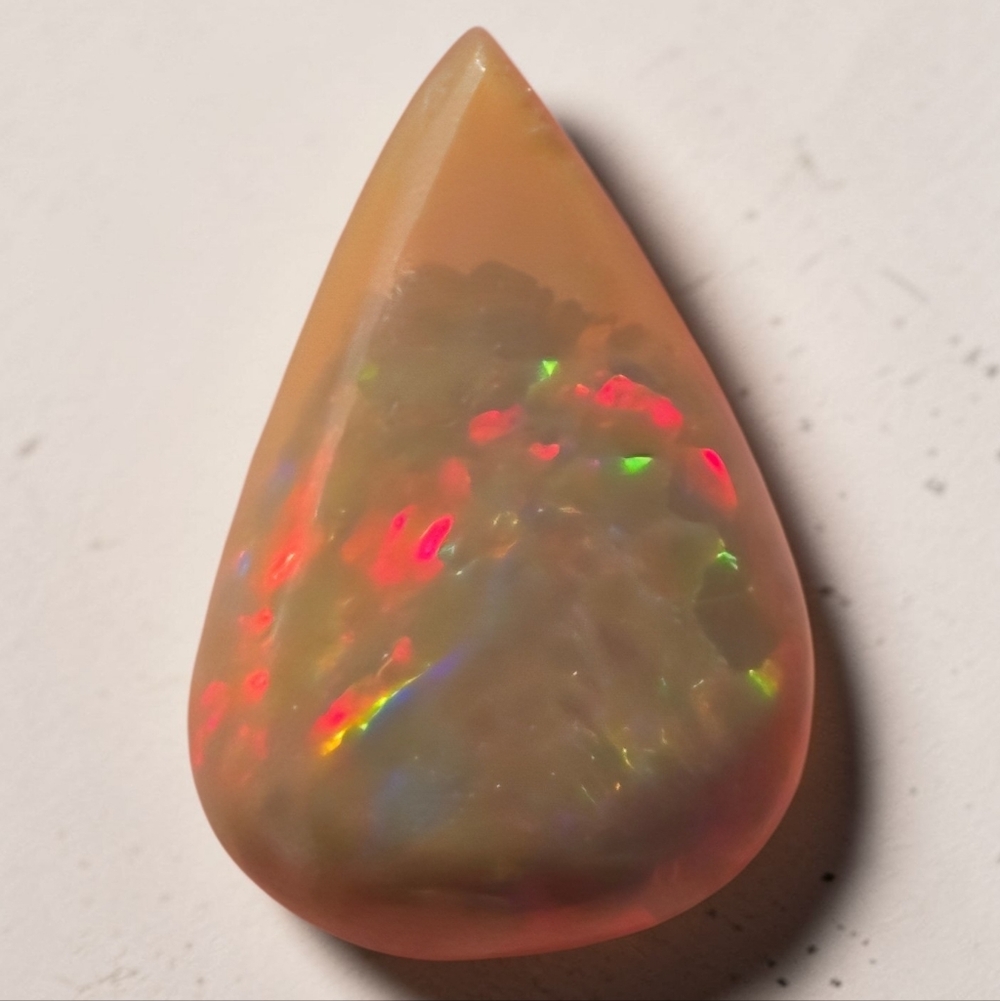 💥Ethiopian Welo Opal Cab - Picture 2 of 5